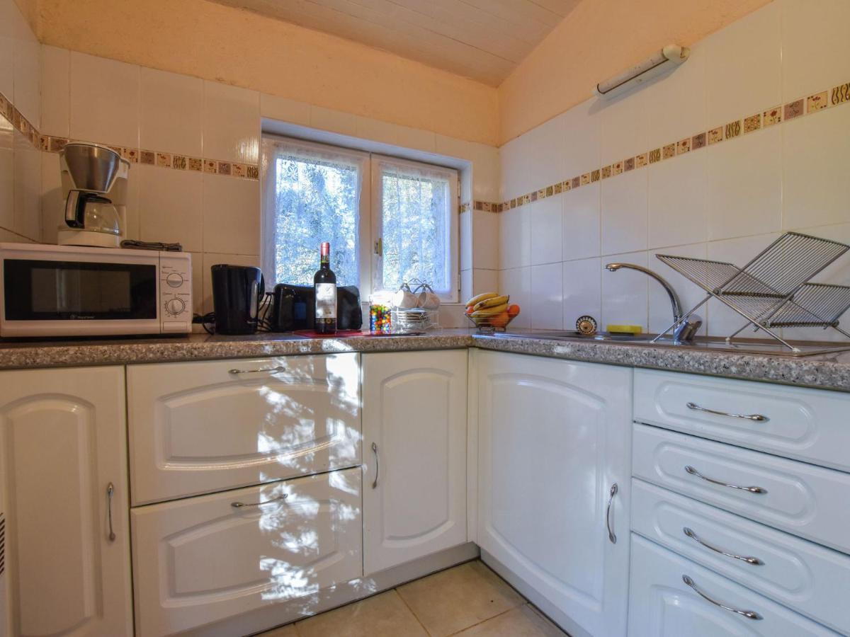 Cosy Holiday Home In Lantheuil With Garden Villefranche-du-Périgord Esterno foto