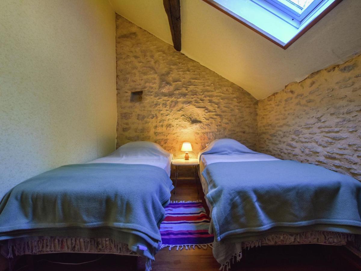 Cosy Holiday Home In Lantheuil With Garden Villefranche-du-Périgord Esterno foto
