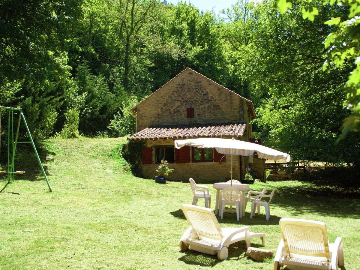 Cosy Holiday Home In Lantheuil With Garden Villefranche-du-Périgord Esterno foto