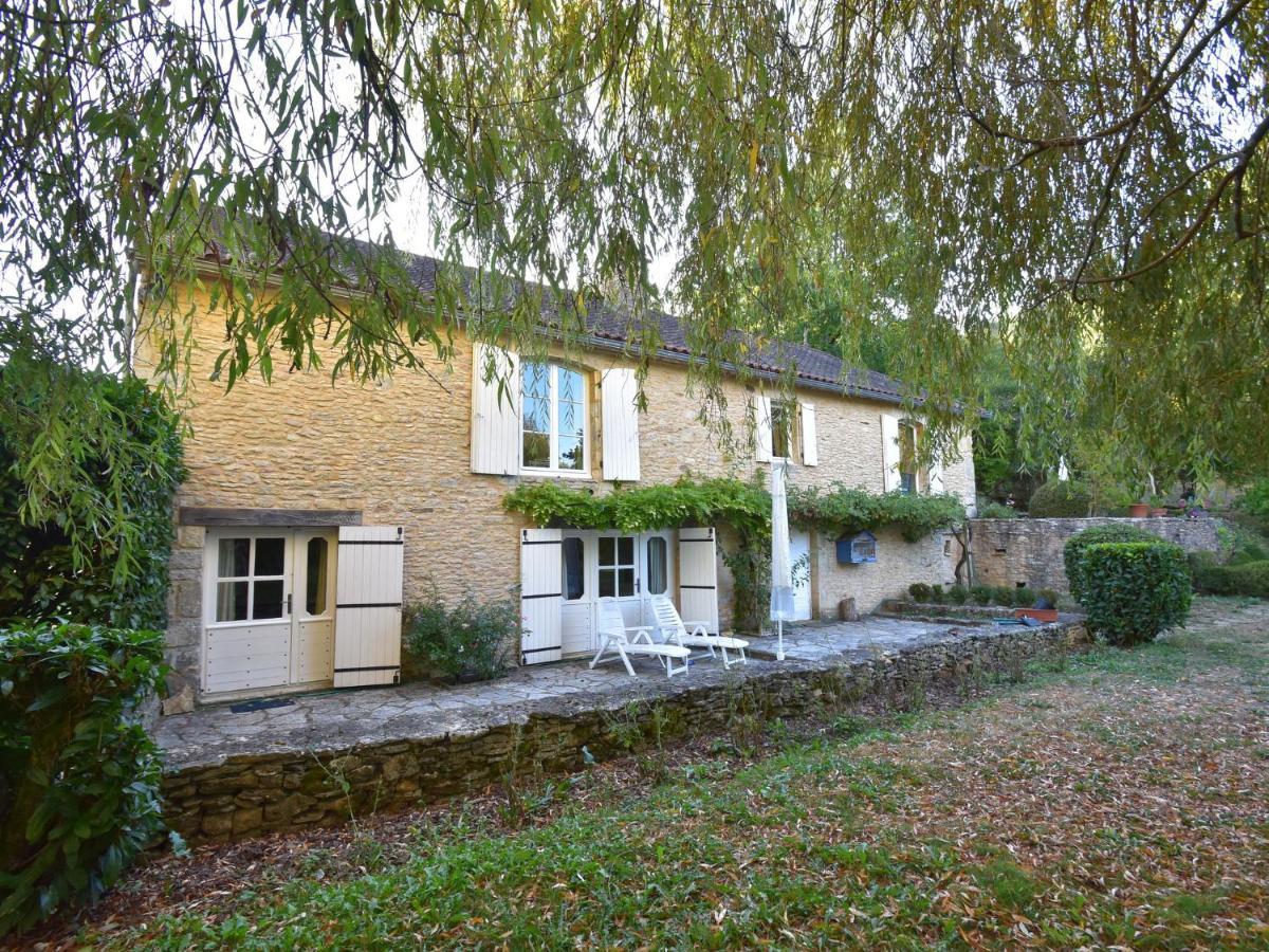 Cosy Holiday Home In Lantheuil With Garden Villefranche-du-Périgord Esterno foto