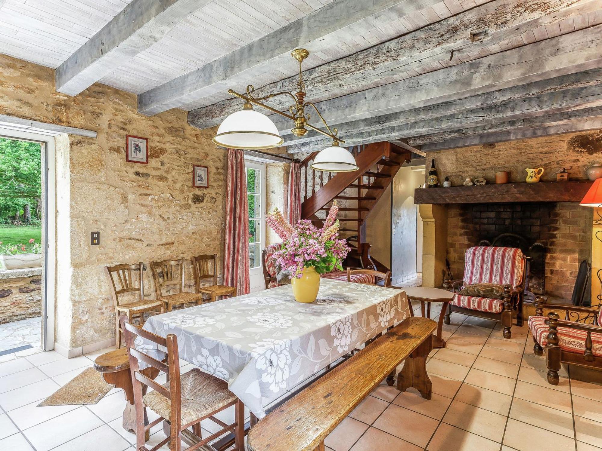 Cosy Holiday Home In Lantheuil With Garden Villefranche-du-Périgord Esterno foto