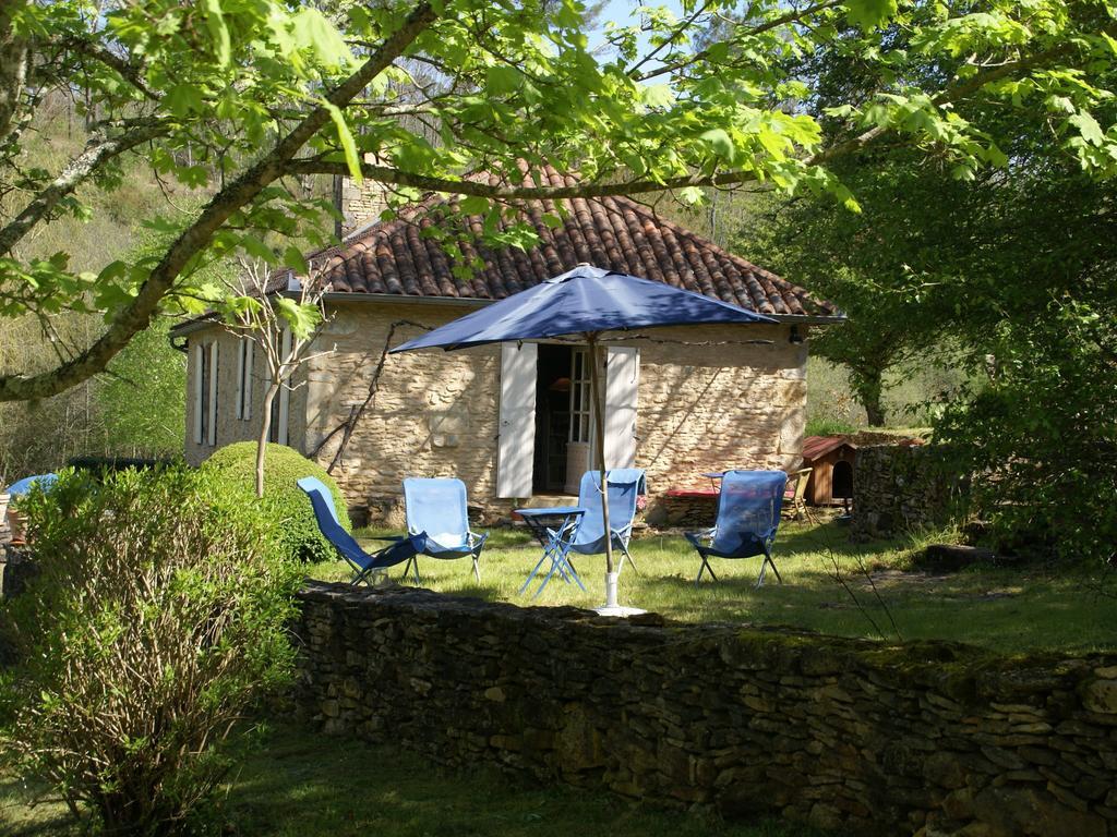 Cosy Holiday Home In Lantheuil With Garden Villefranche-du-Périgord Esterno foto
