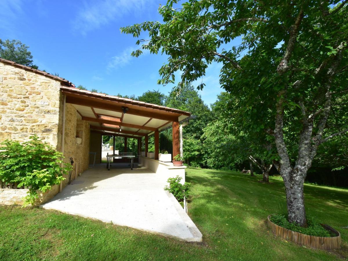 Cosy Holiday Home In Lantheuil With Garden Villefranche-du-Périgord Esterno foto
